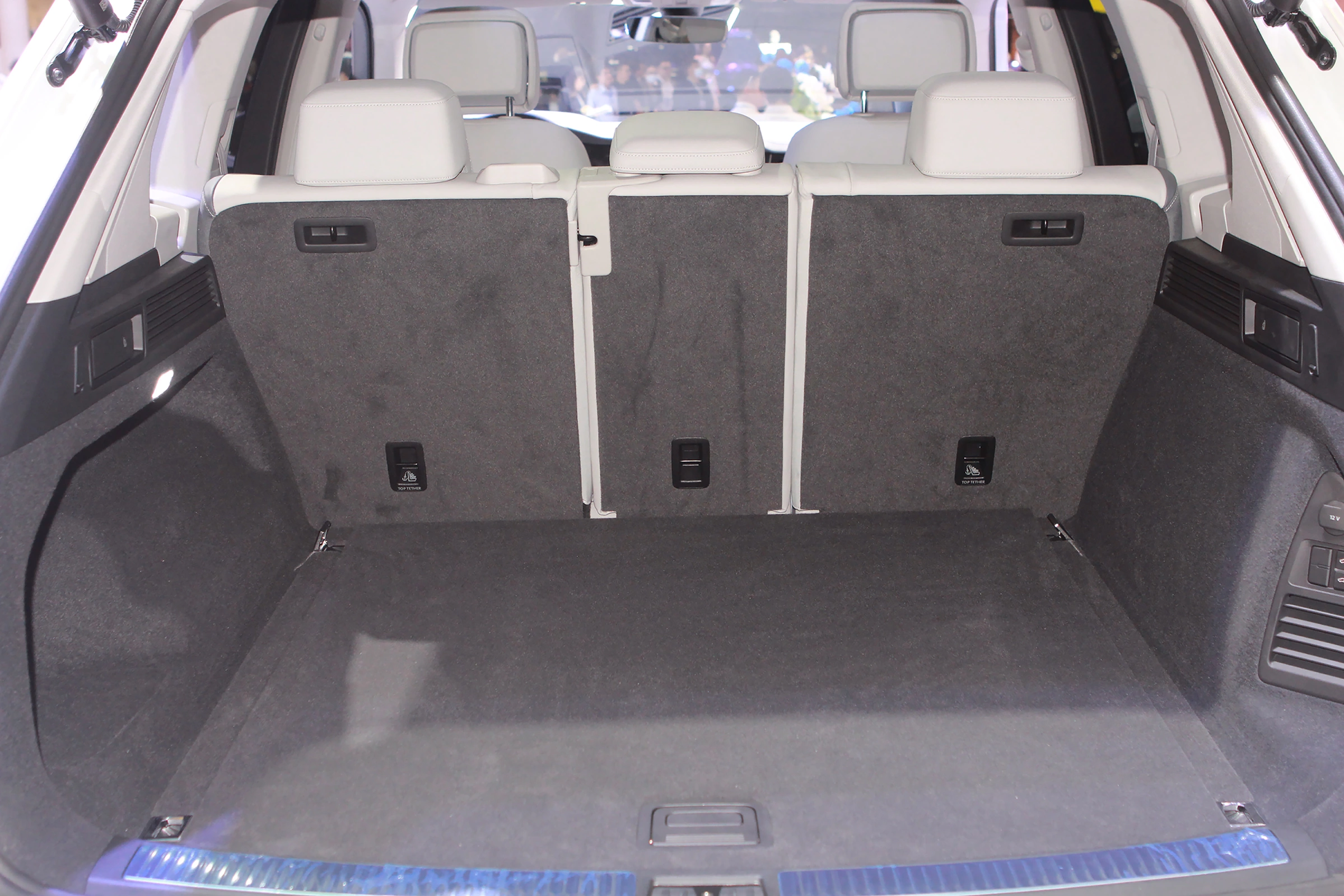 Volkswagen Touareg 2026 12