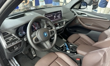 BMW iX3 2026 33