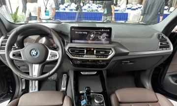BMW iX3 2026 39