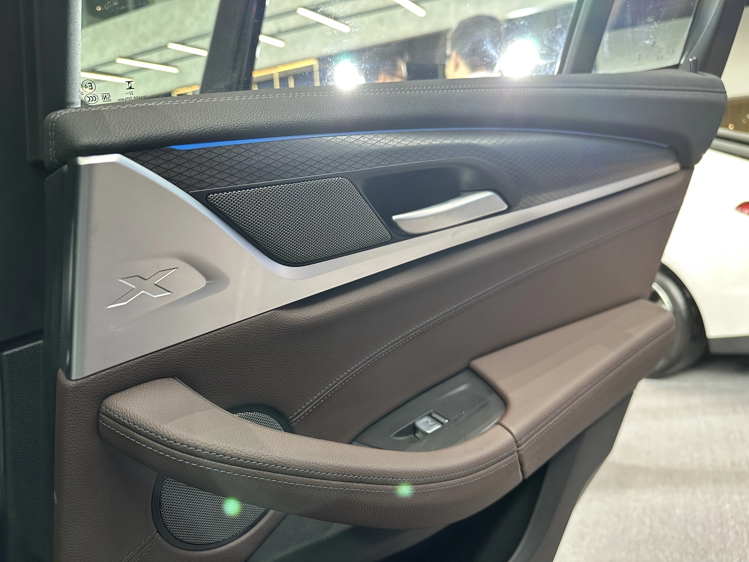 BMW iX3 2026 21