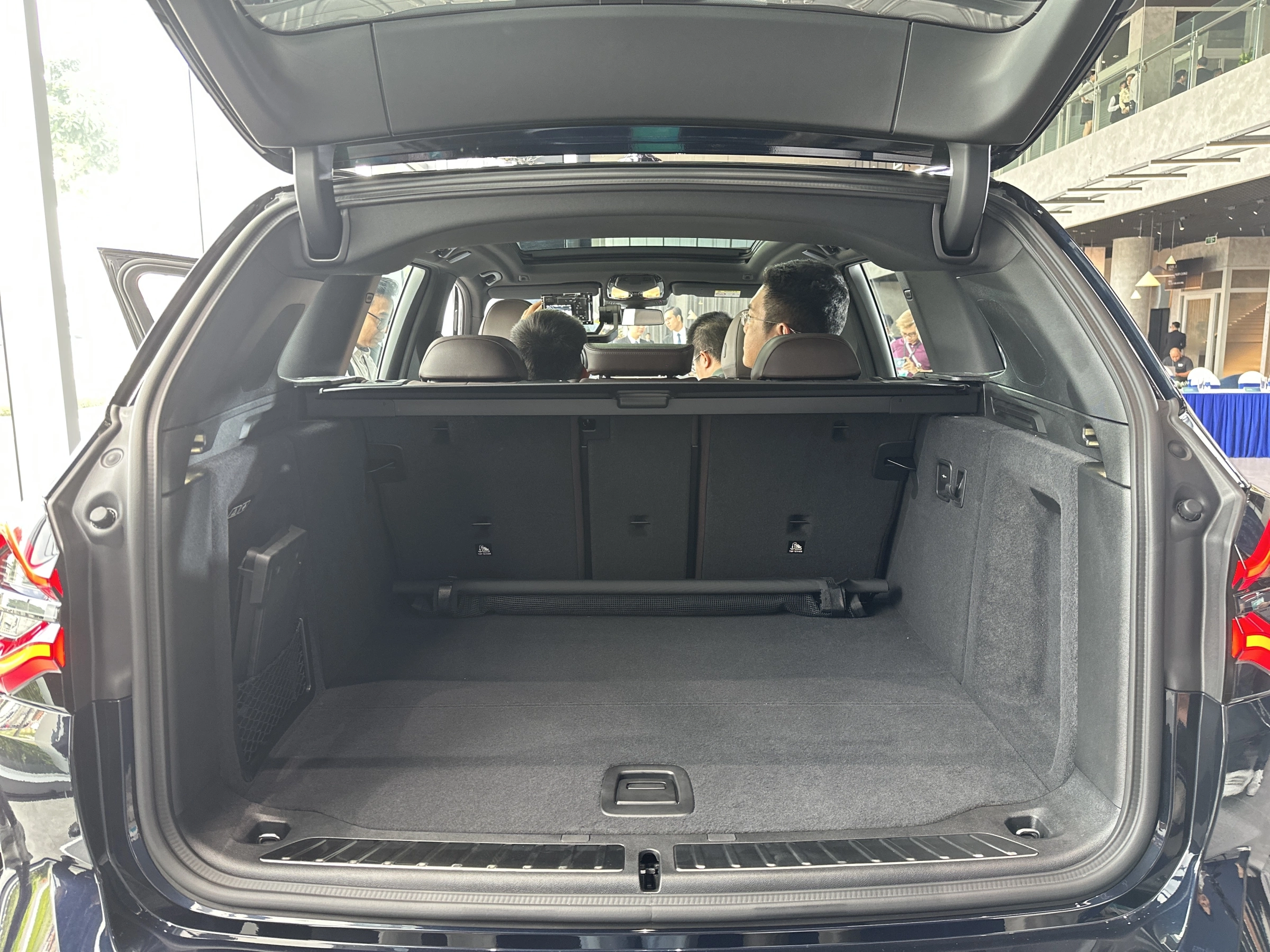 BMW iX3 2026 9