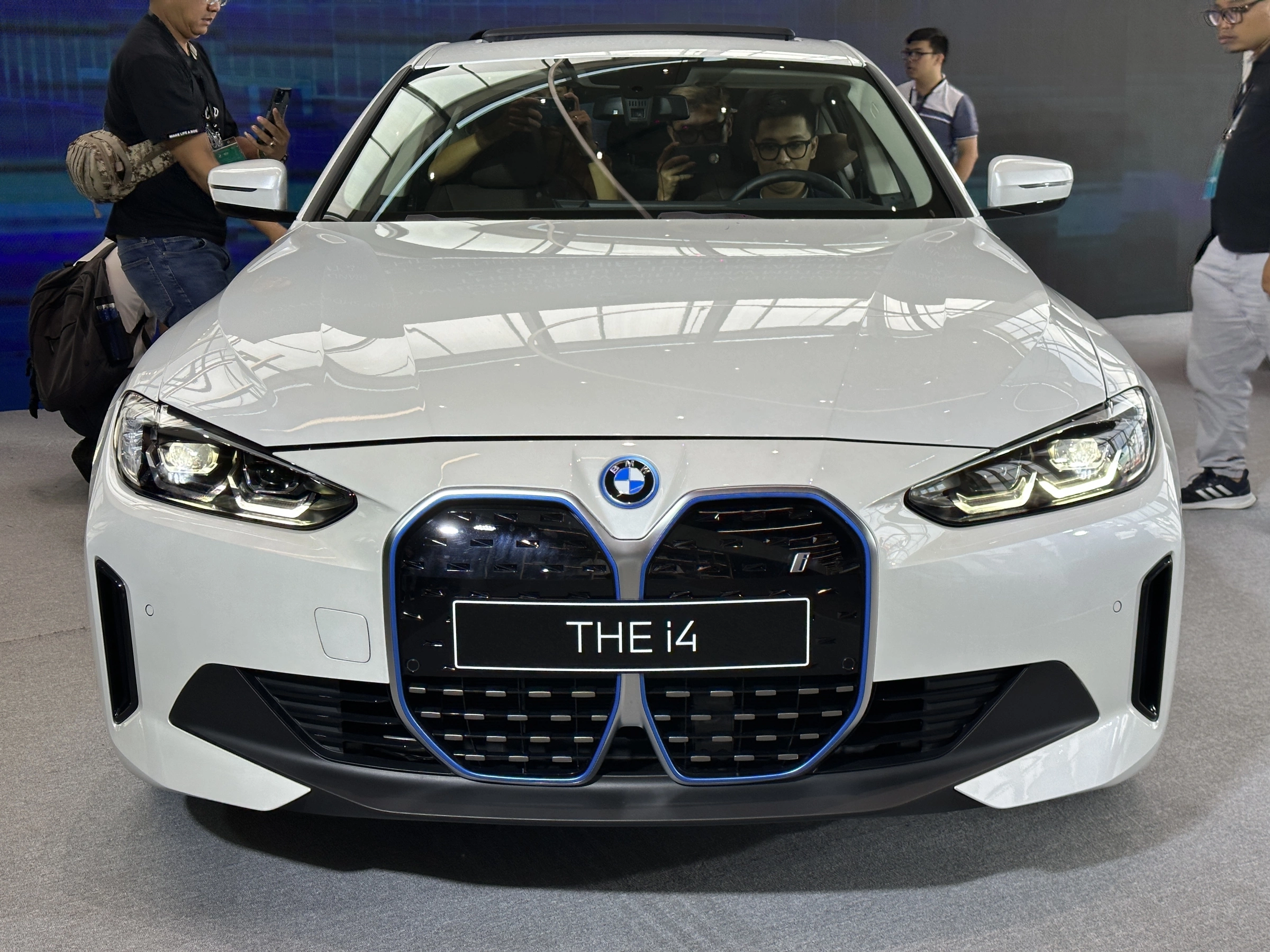 BMW i4 2026 4