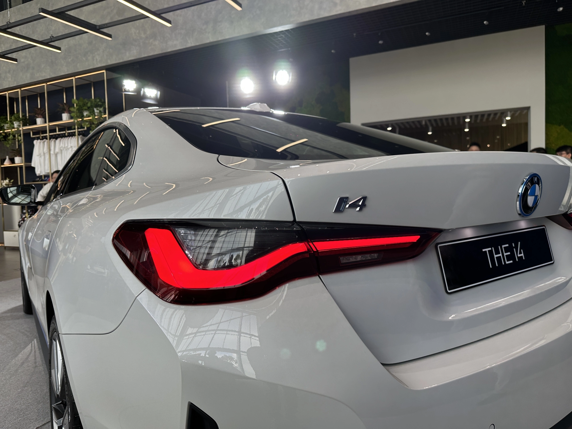 BMW i4 2026 8