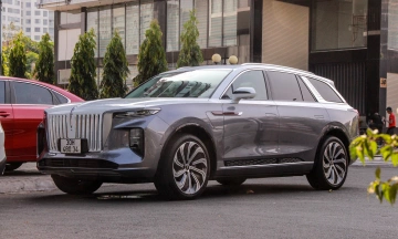 Hongqi E-HS9 2026 14