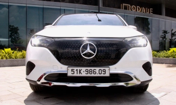 Mercedes EQE SUV 2026 15