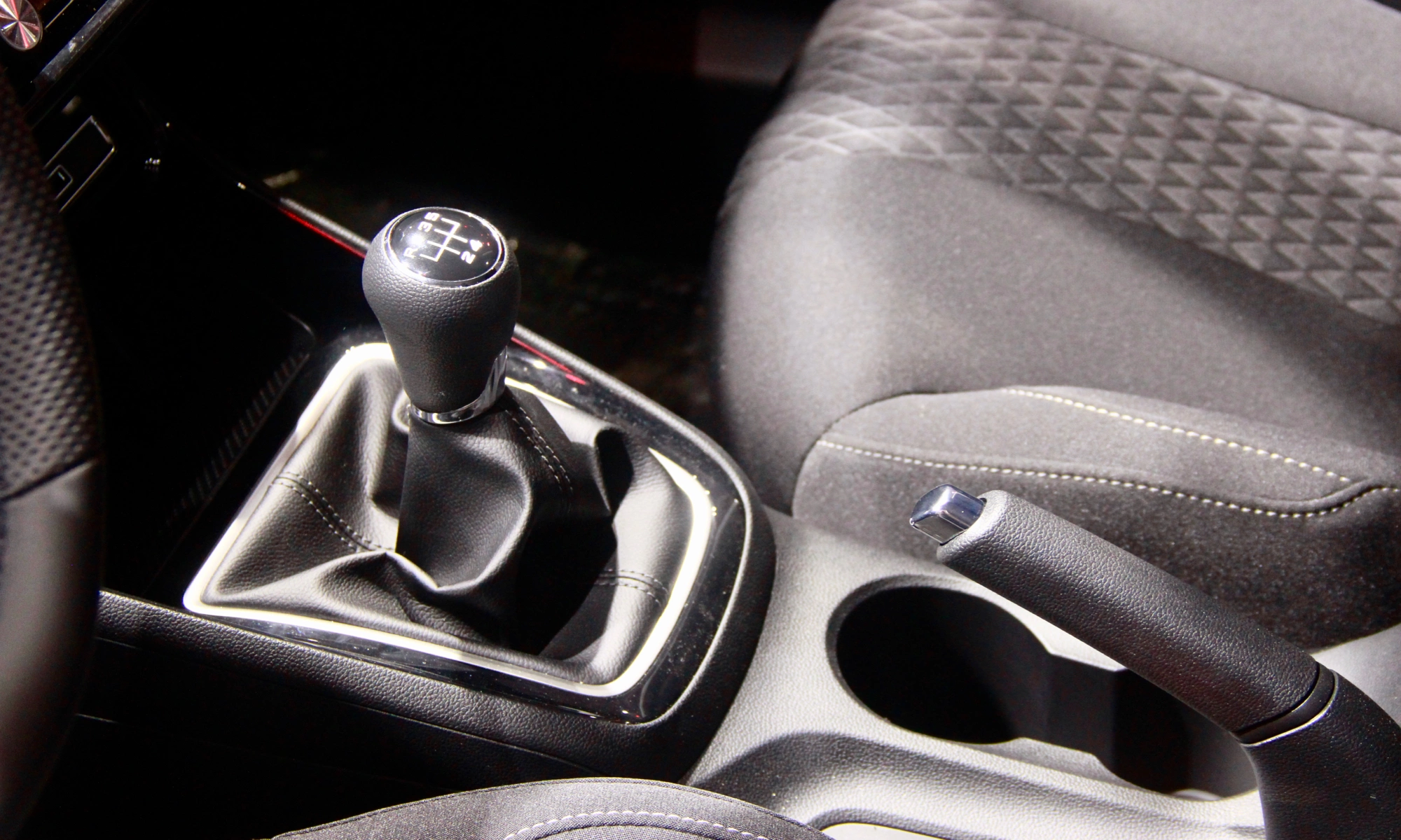 MG MG5 2026 8