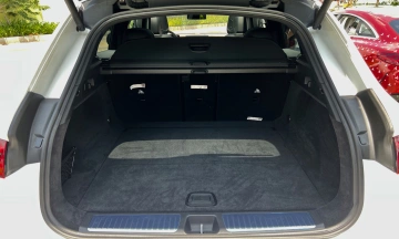 Mercedes EQE SUV 2026 24