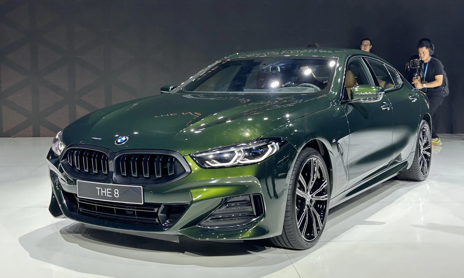 BMW Series 8 2026 19