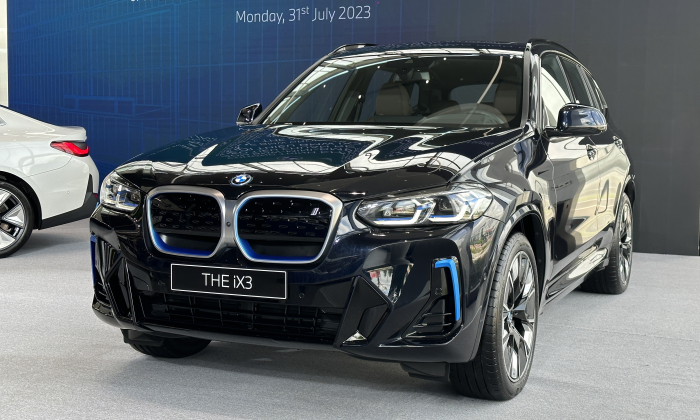 BMW iX3 2026 46