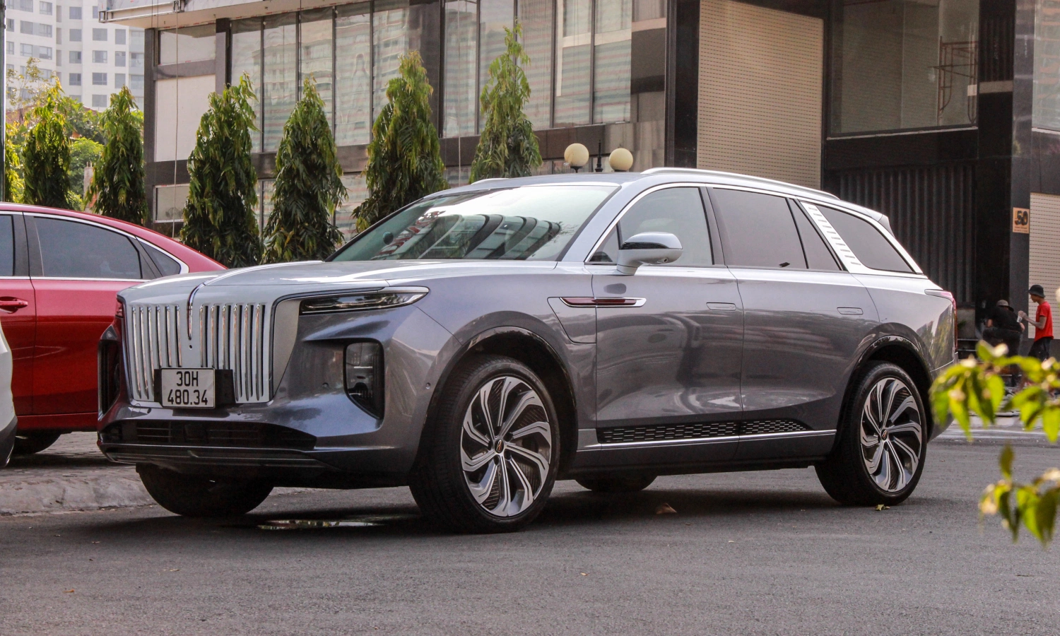 Hongqi E-HS9 2026 13