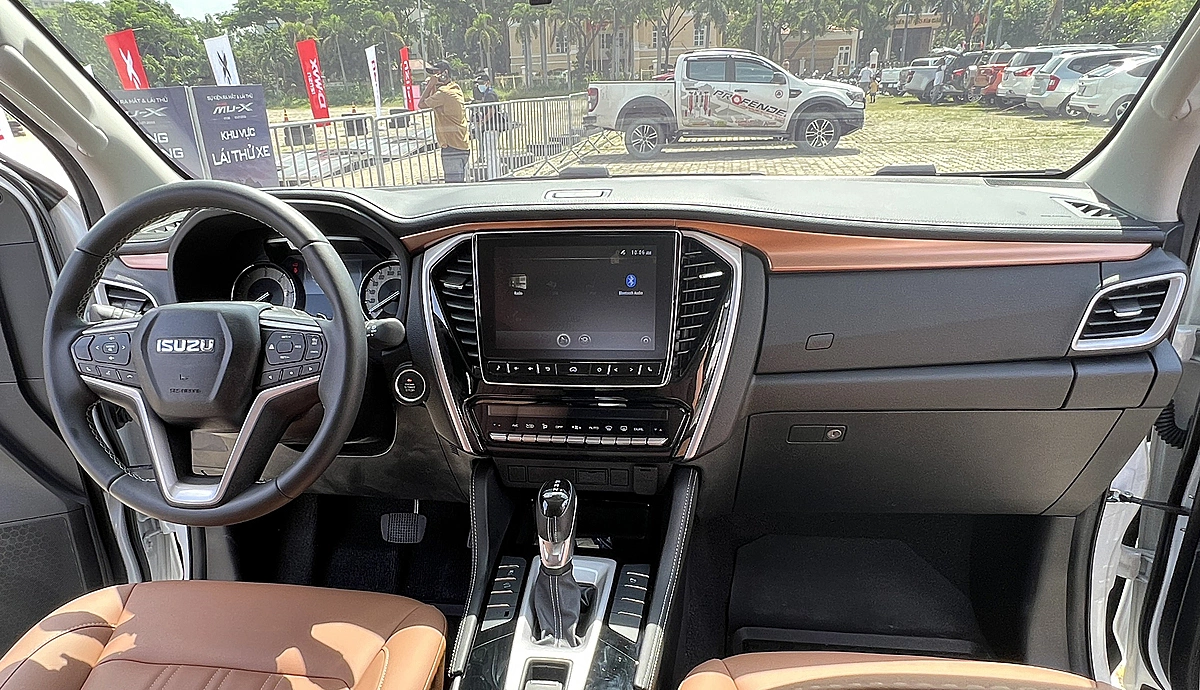 Isuzu mu-X 2026 9