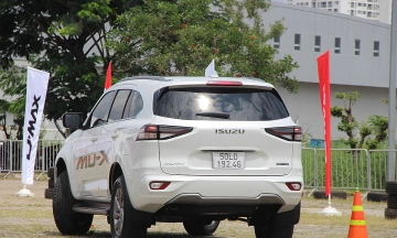 Isuzu mu-X 2026 26