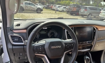 Isuzu mu-X 2026 35