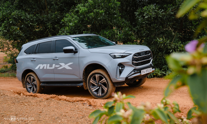 Isuzu mu-X 2026 52