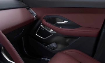 Jaguar E-Pace 2026 38