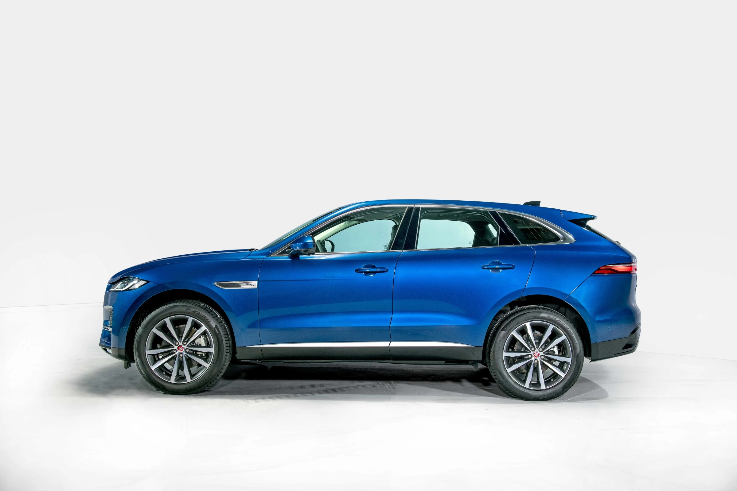 Jaguar F-Pace 2026 7