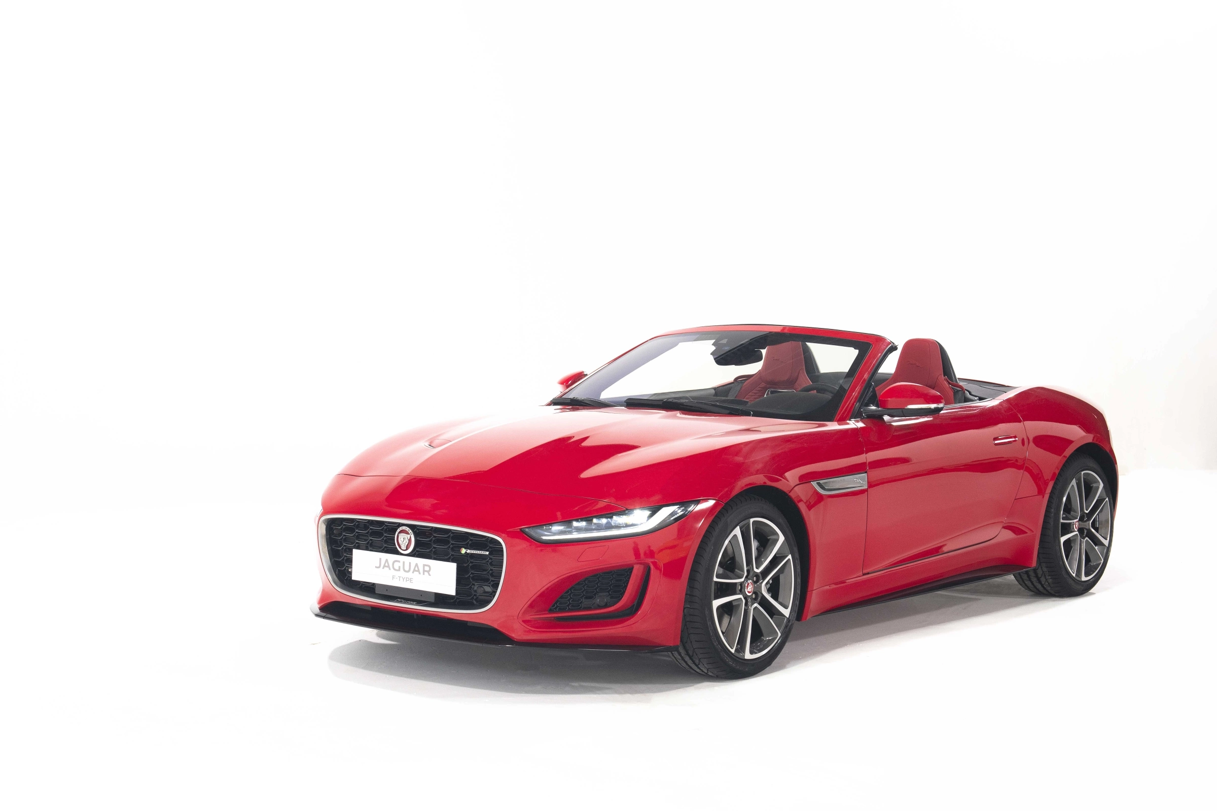Jaguar F-Type 2026 5