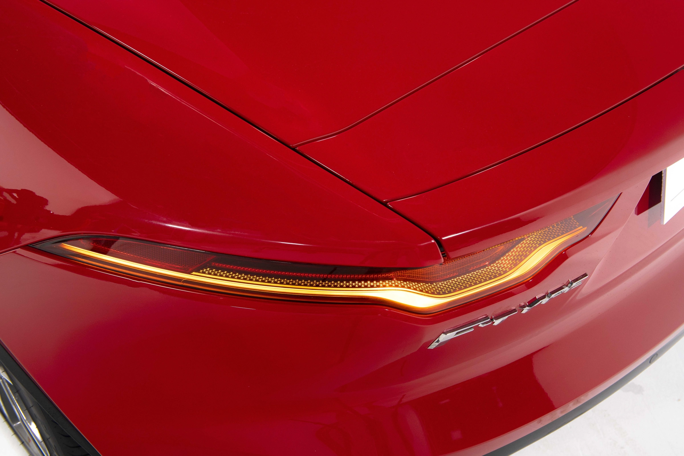 Jaguar F-Type 2026 13
