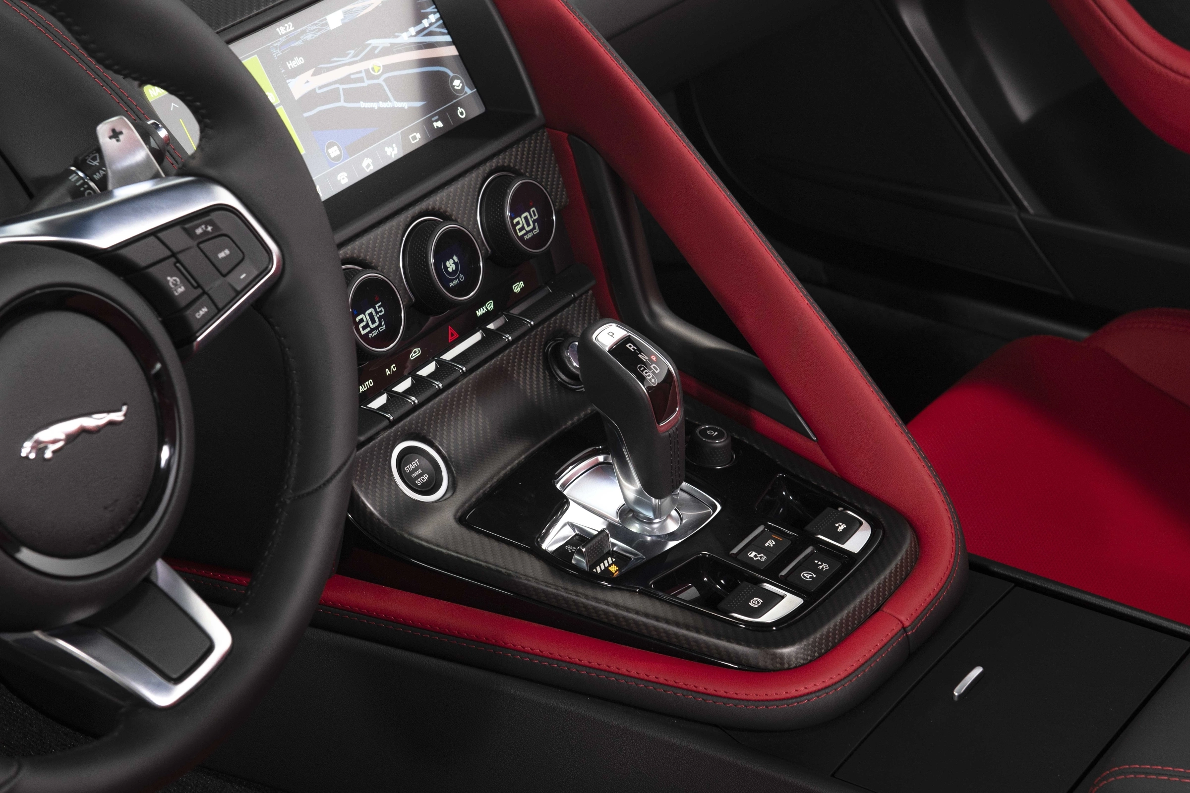 Jaguar F-Type 2026 19