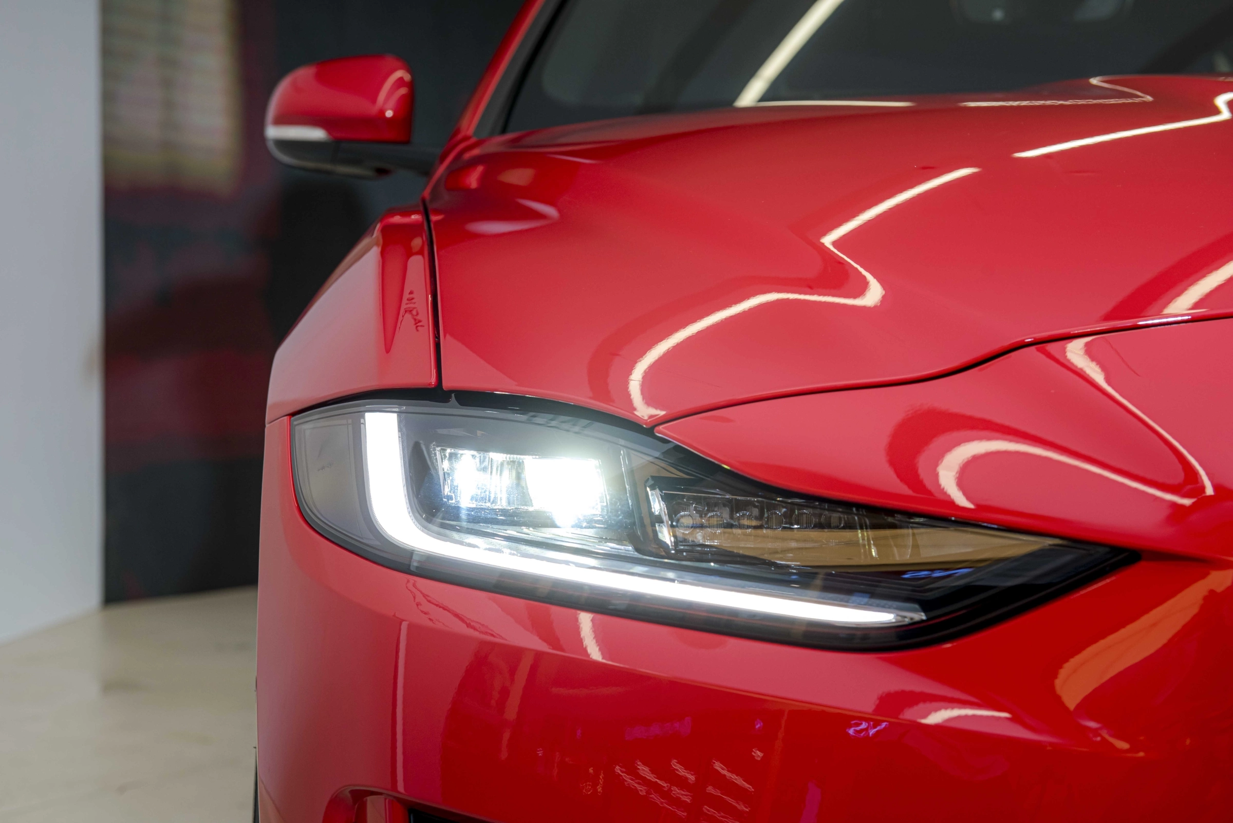 Jaguar XE 2026 12