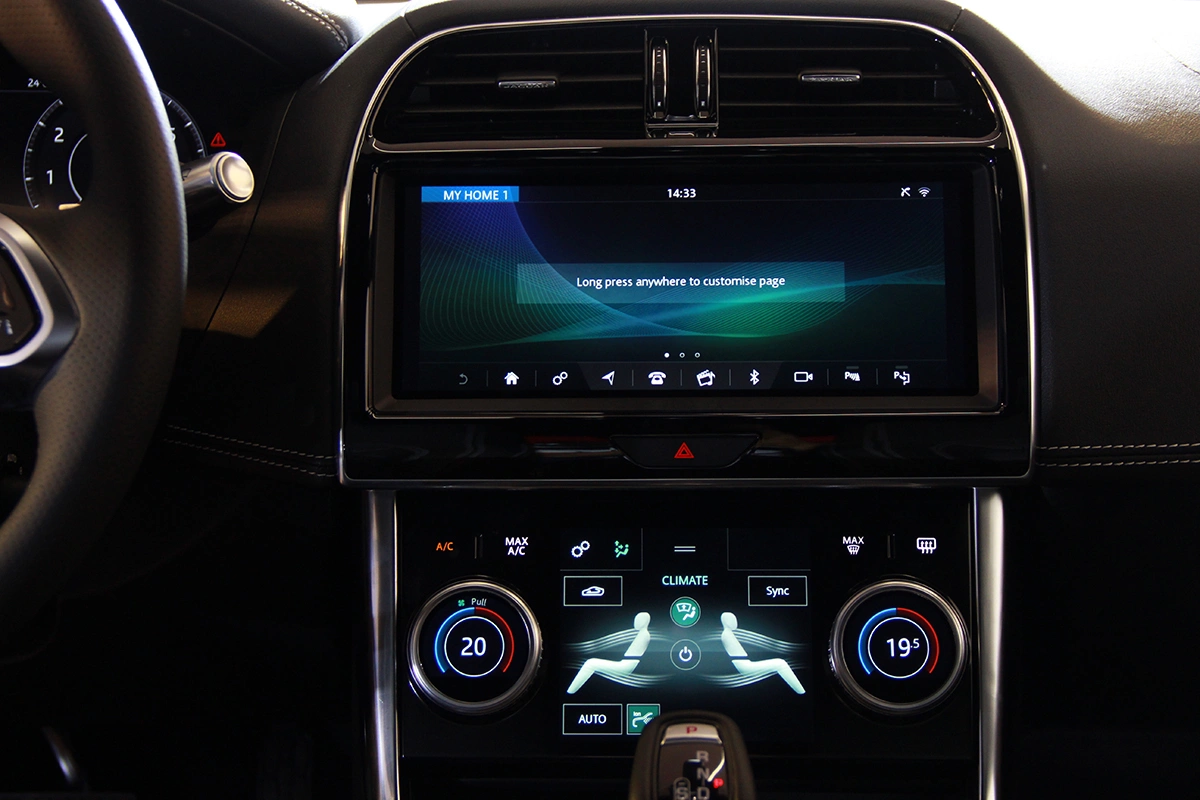 Jaguar XE 2026 18