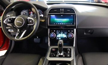 Jaguar XE 2026 36
