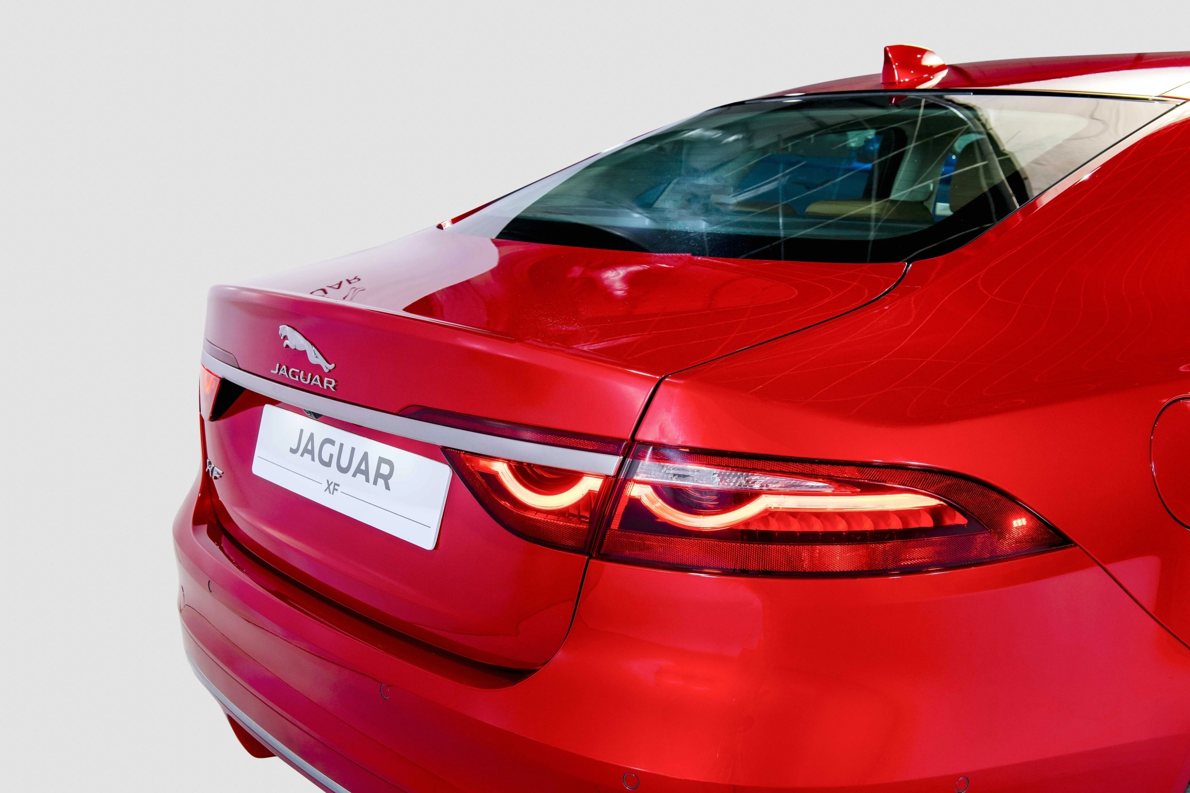 Jaguar XF 2026 7