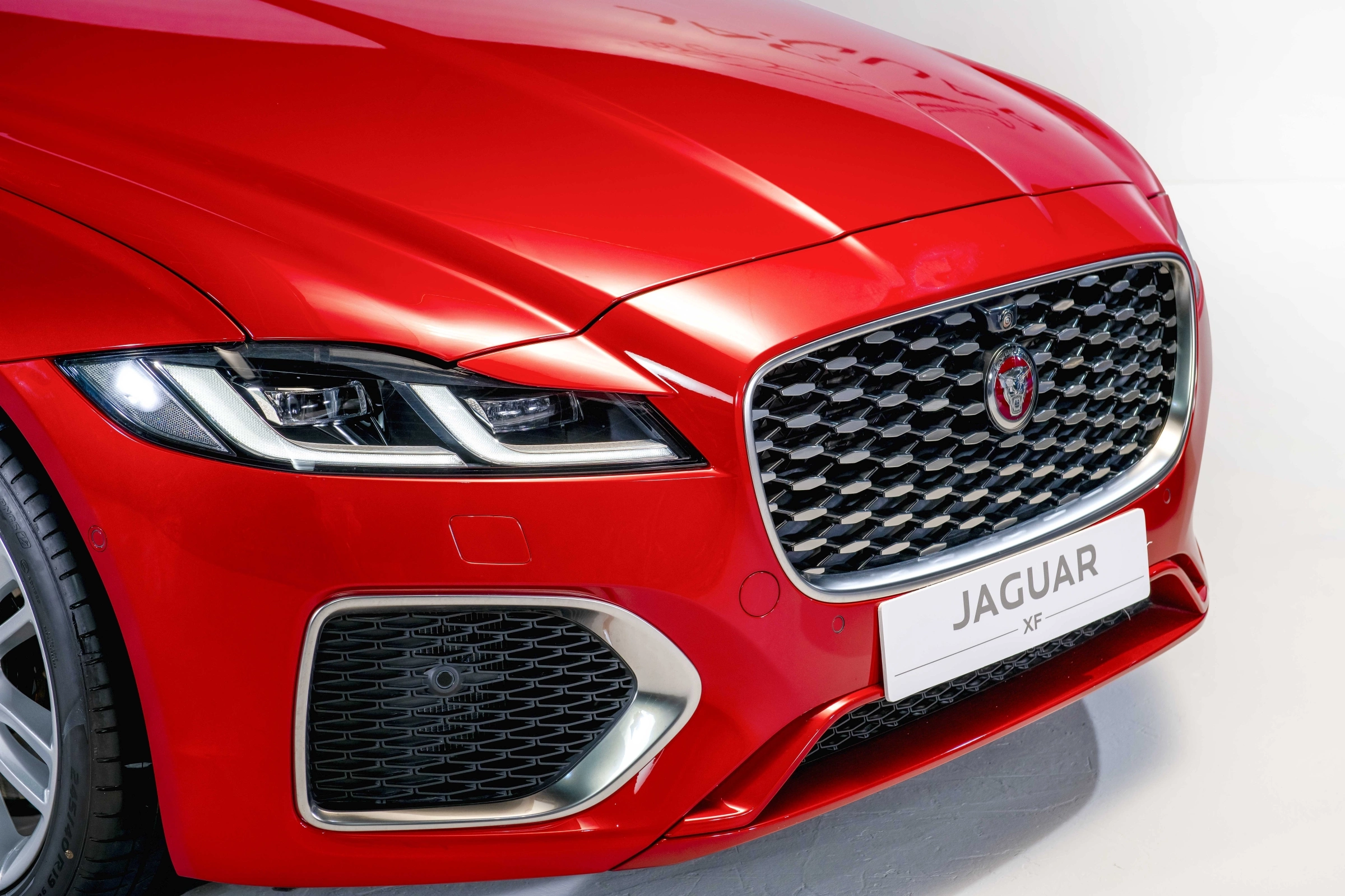Jaguar XF 2026 2