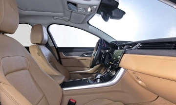 Jaguar XF 2026 26