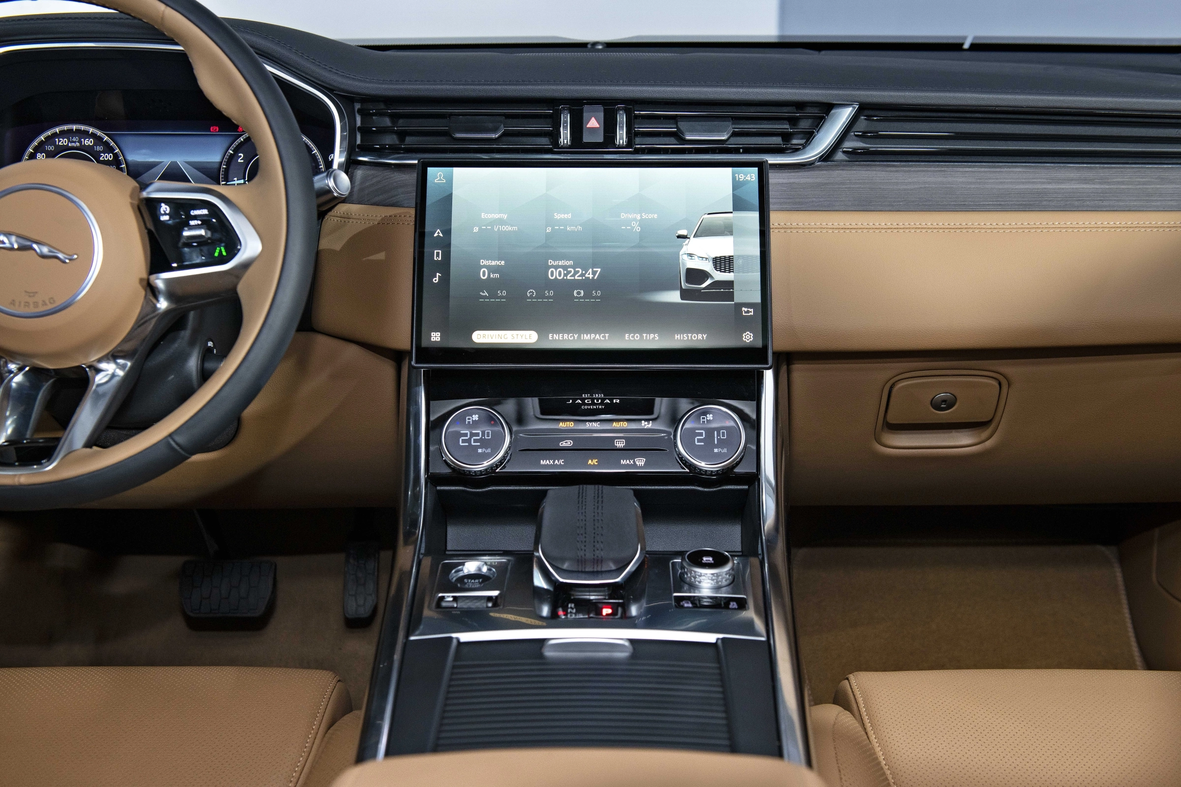 Jaguar XF 2026 14