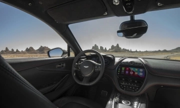 Aston Martin DBX 2026 24