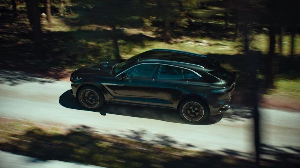 Aston Martin DBX 2026 5