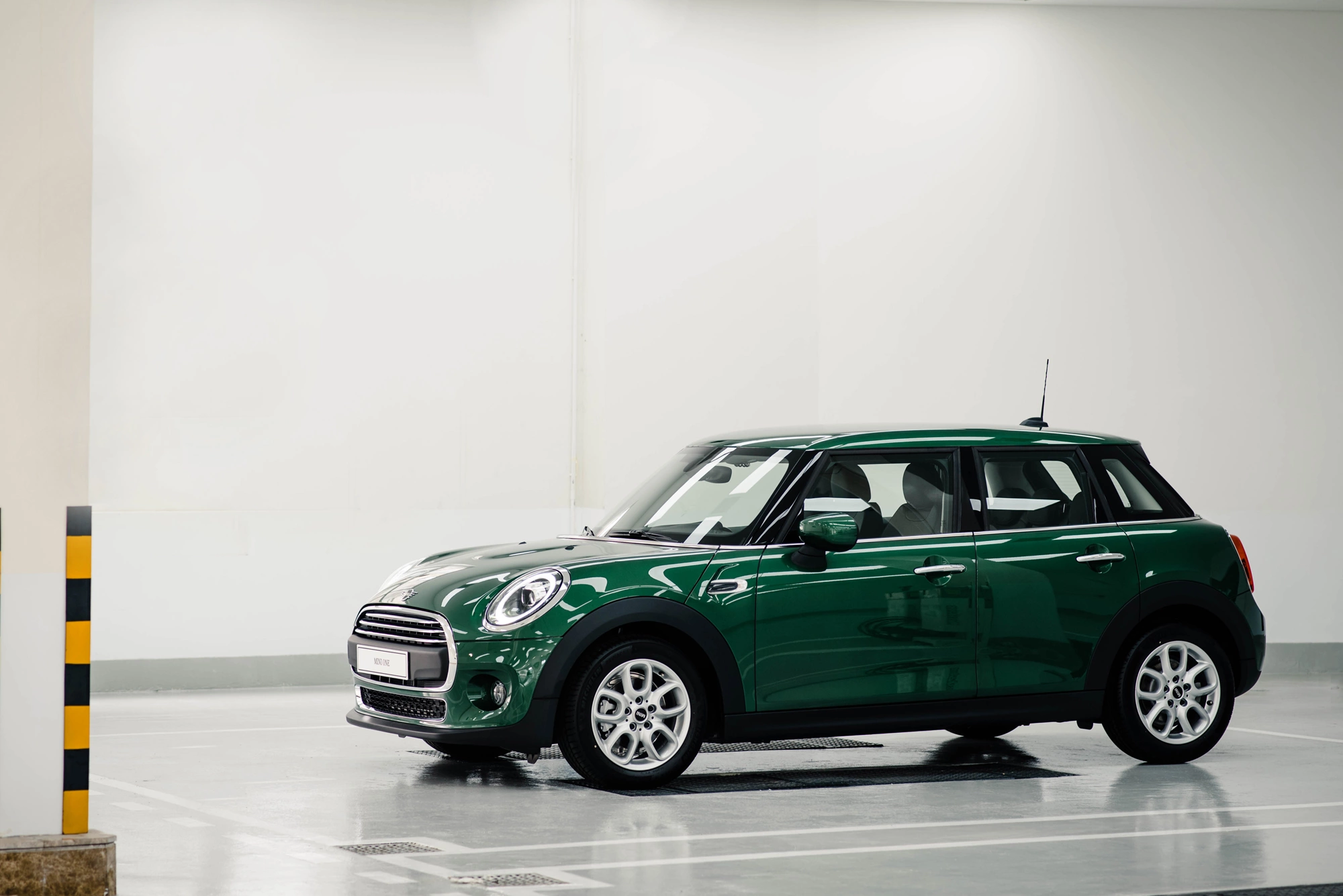 Mini 5 Door 2026 6