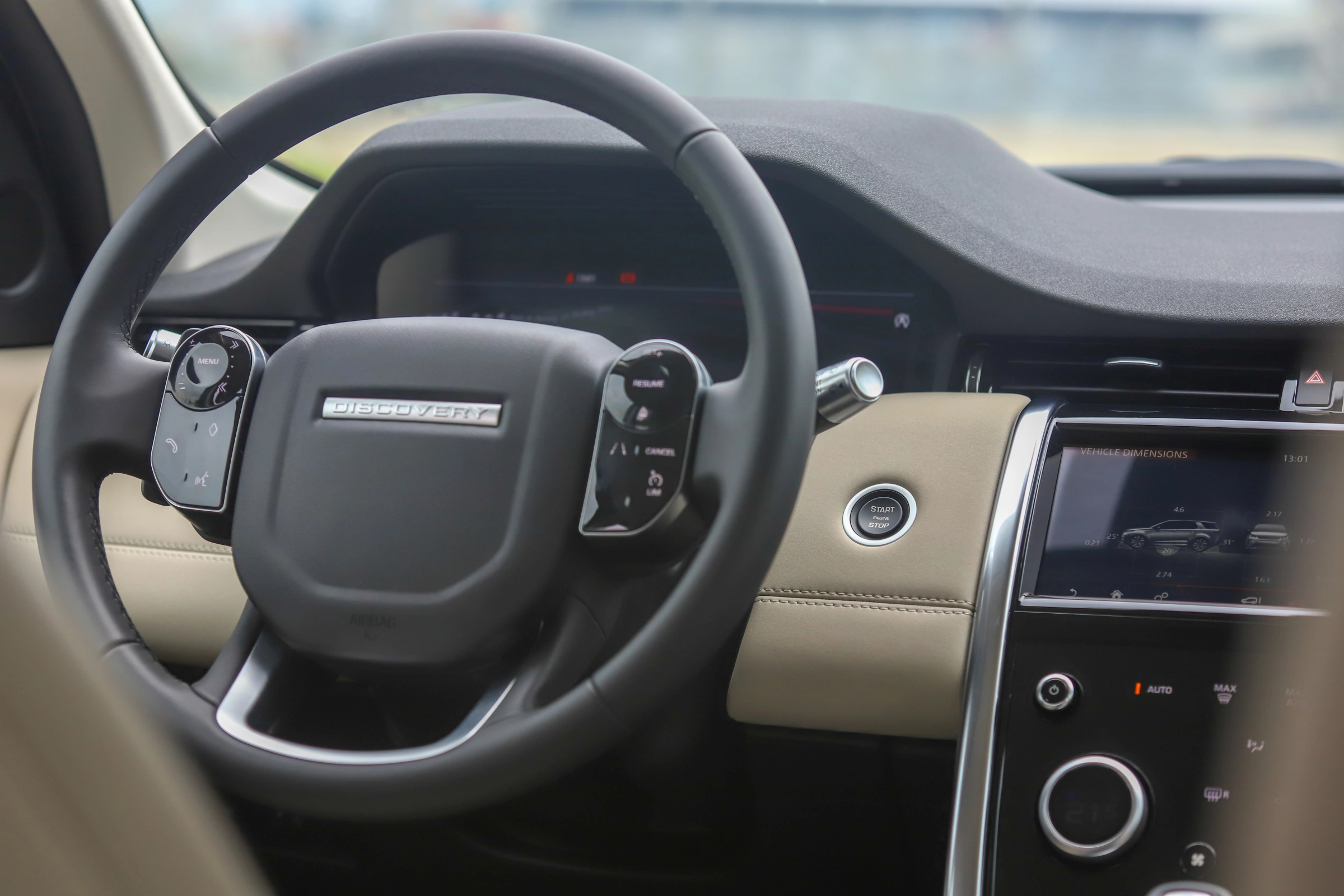 Land Rover Discovery Sport 2026 5