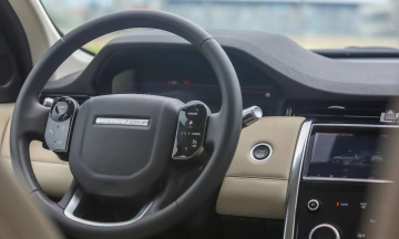 Land Rover Discovery Sport 2026 16