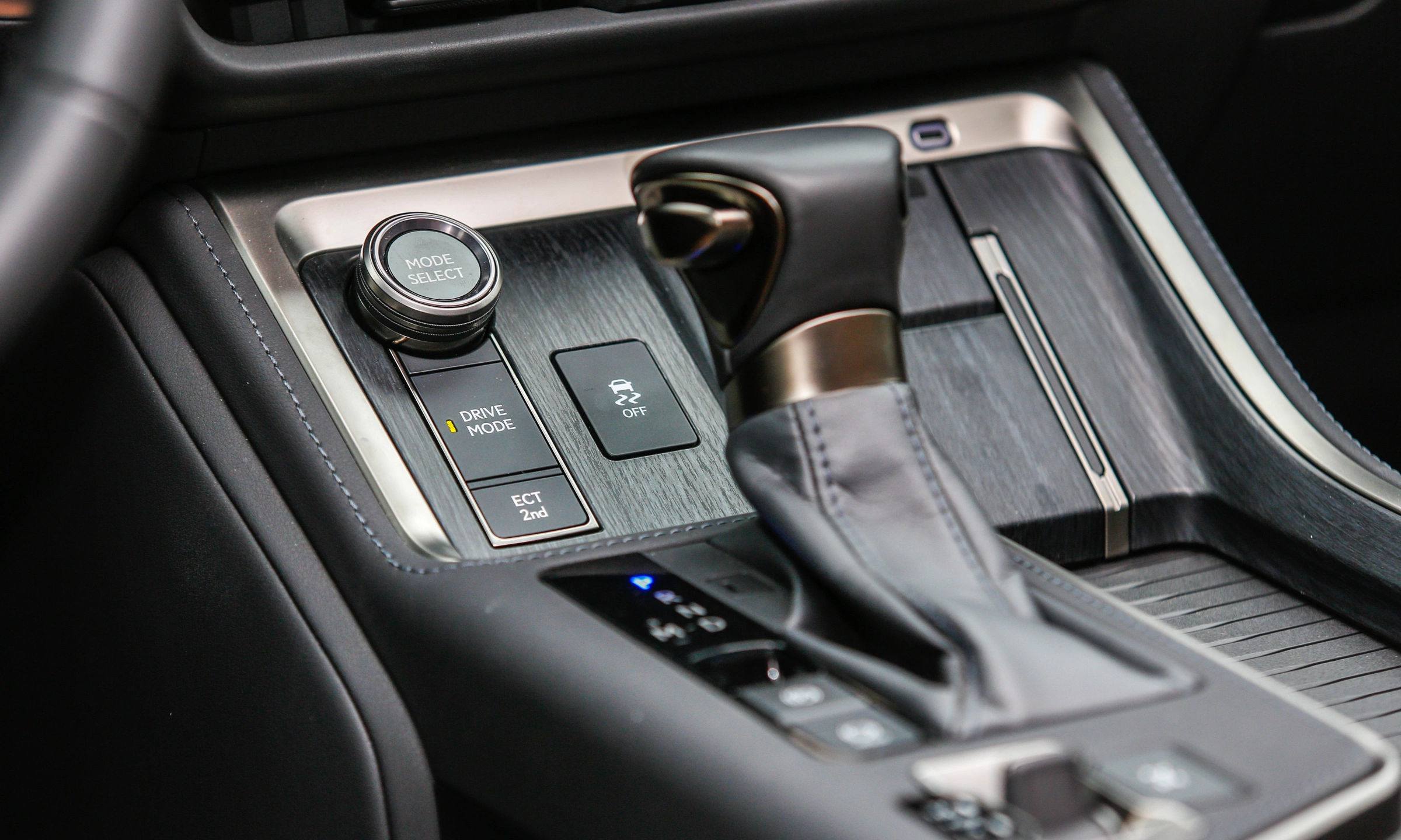 Lexus GX 2026 44