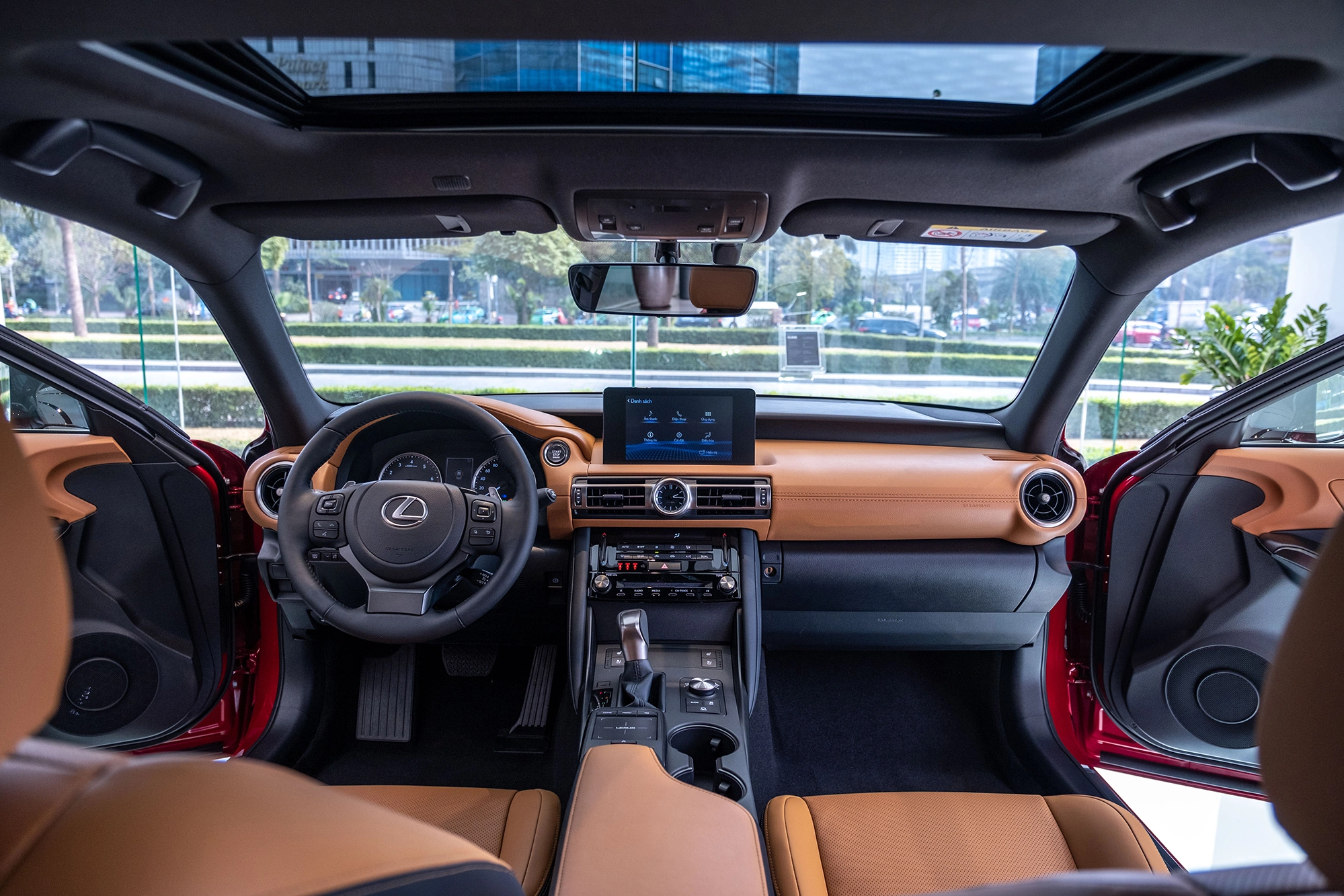 Lexus IS 2026 7