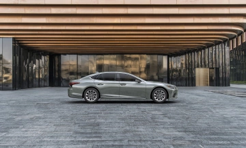 Lexus LS 2026 10