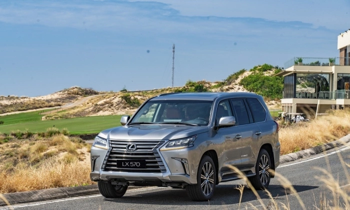 Lexus LX 2026 16