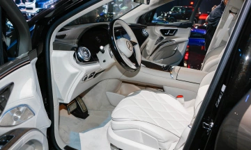 Mercedes Maybach EQS SUV 2026 42