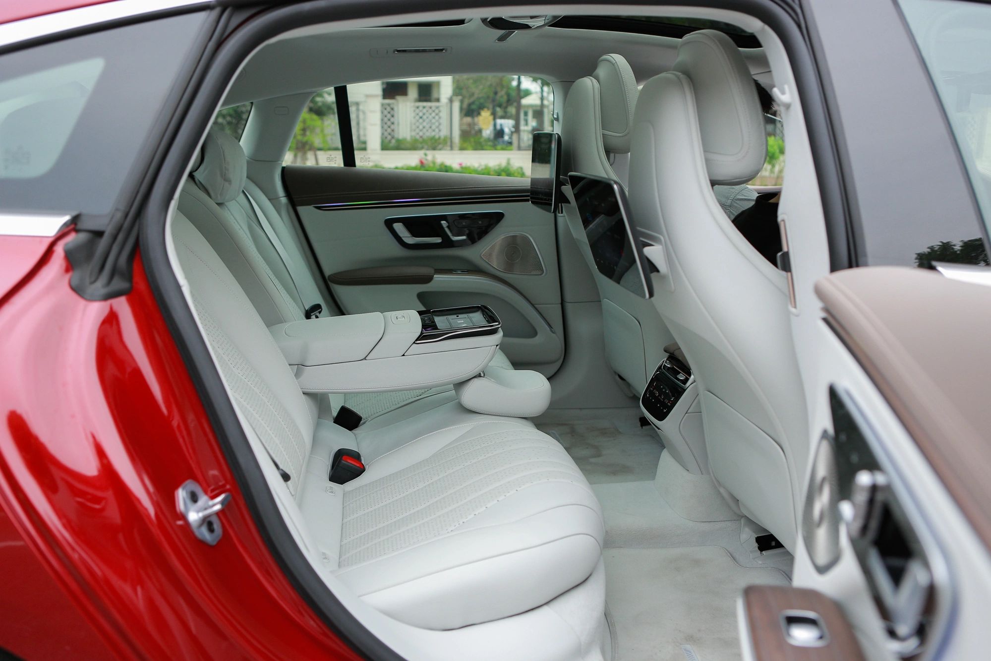 Mercedes EQS 2026 24