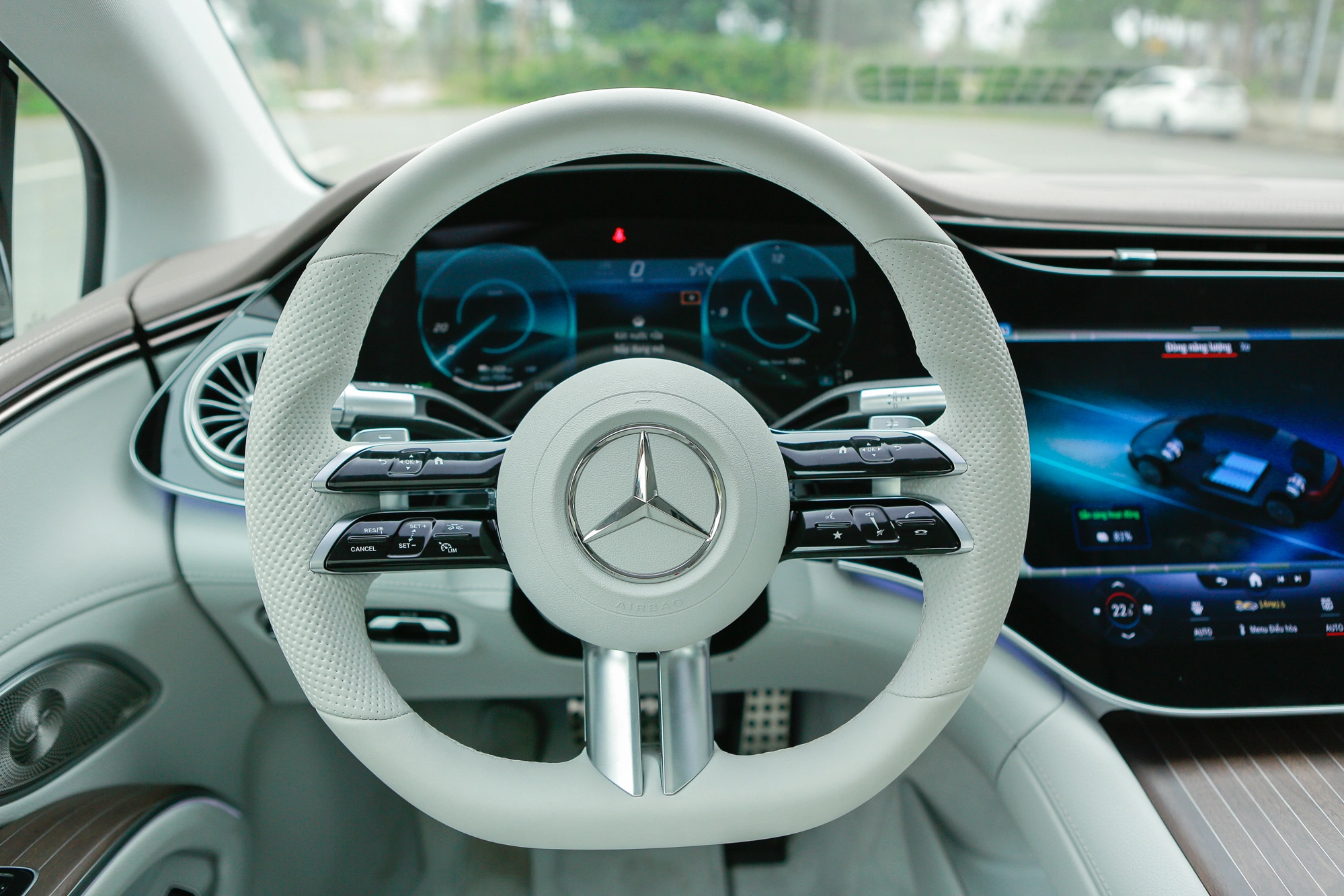 Mercedes EQS 2026 13