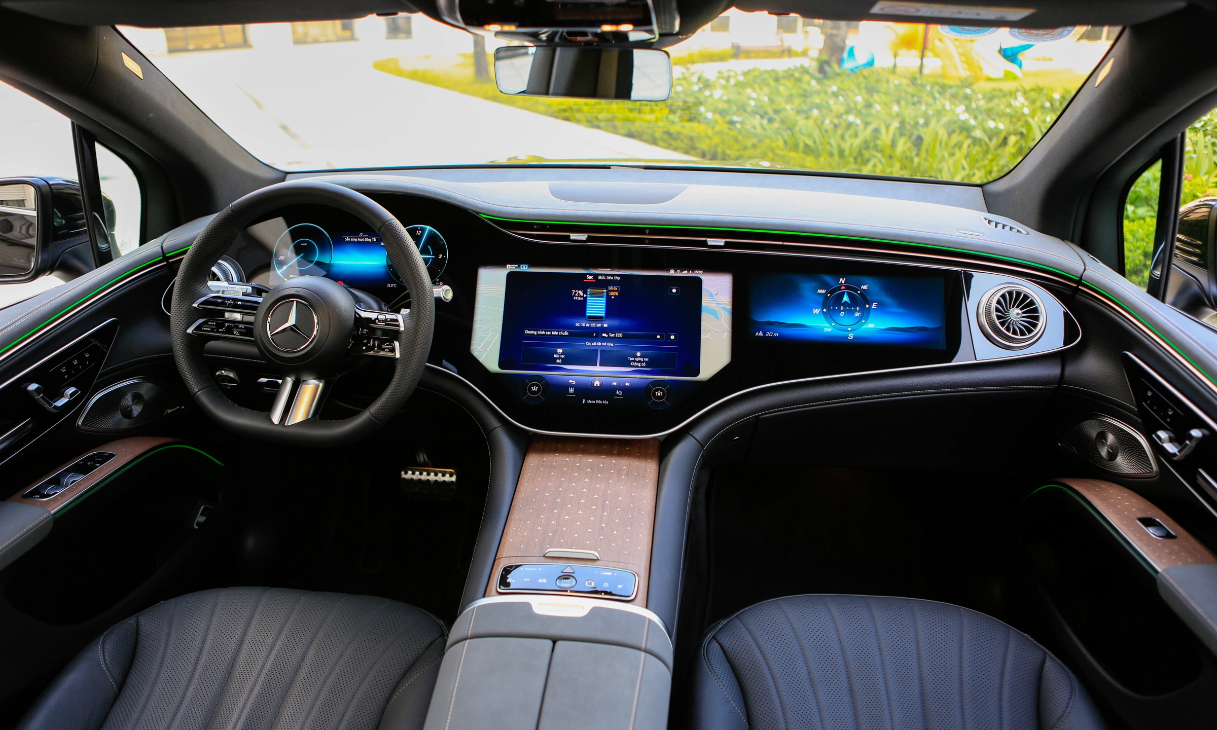 Mercedes EQS SUV 2026 14