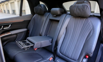 Mercedes EQS SUV 2026 69