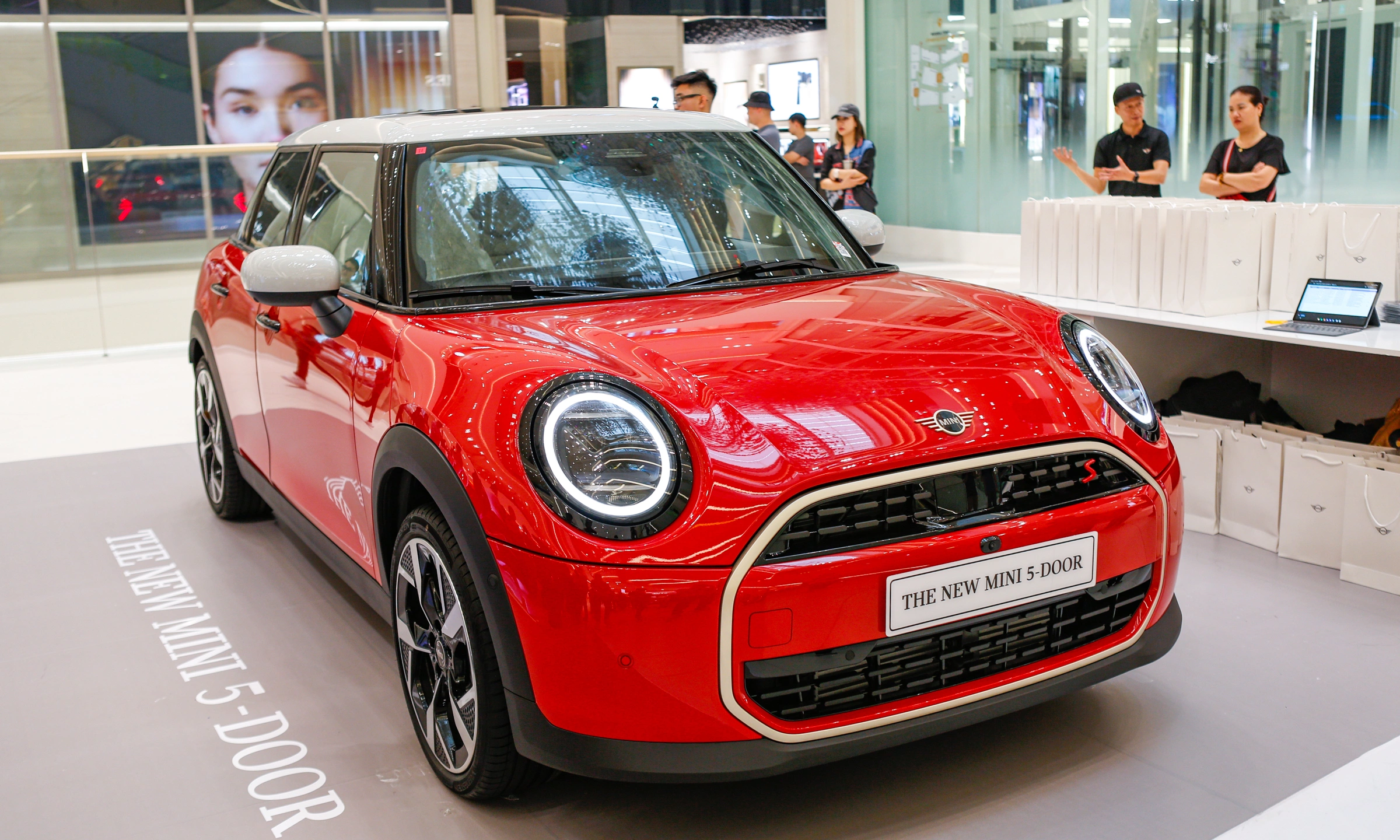 Mini 5 Door 2026