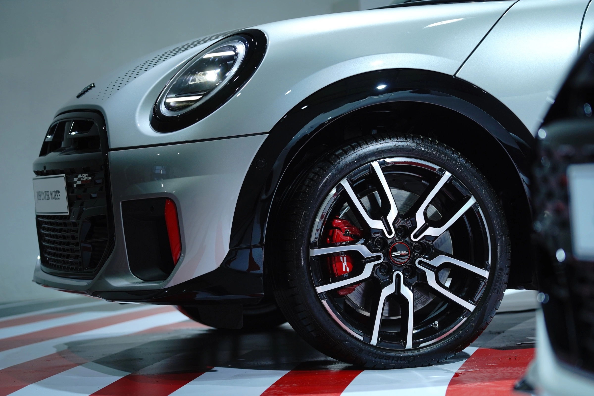 Mini 3 Door 2026 33