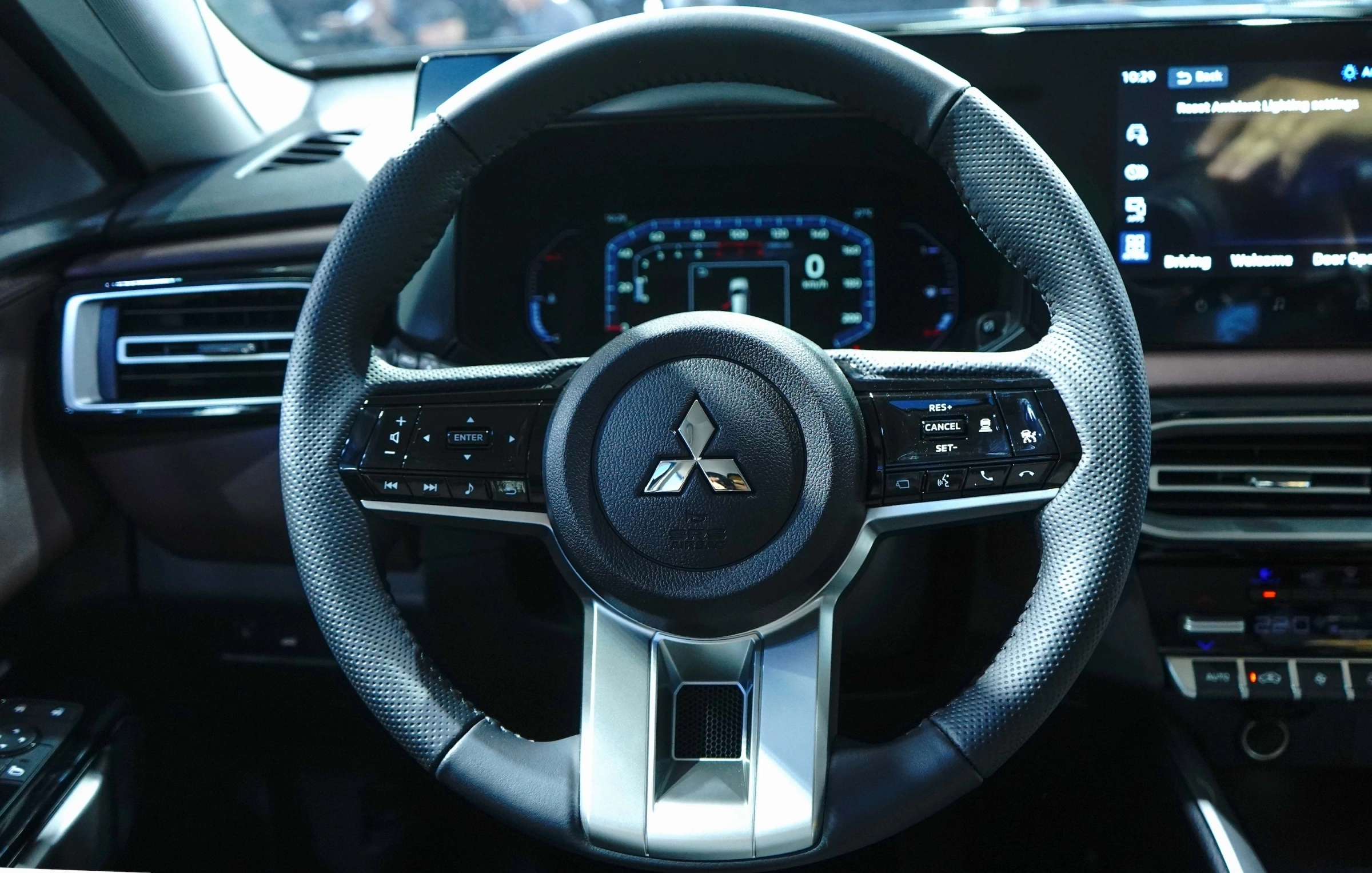 Mitsubishi Destinator 2026 33