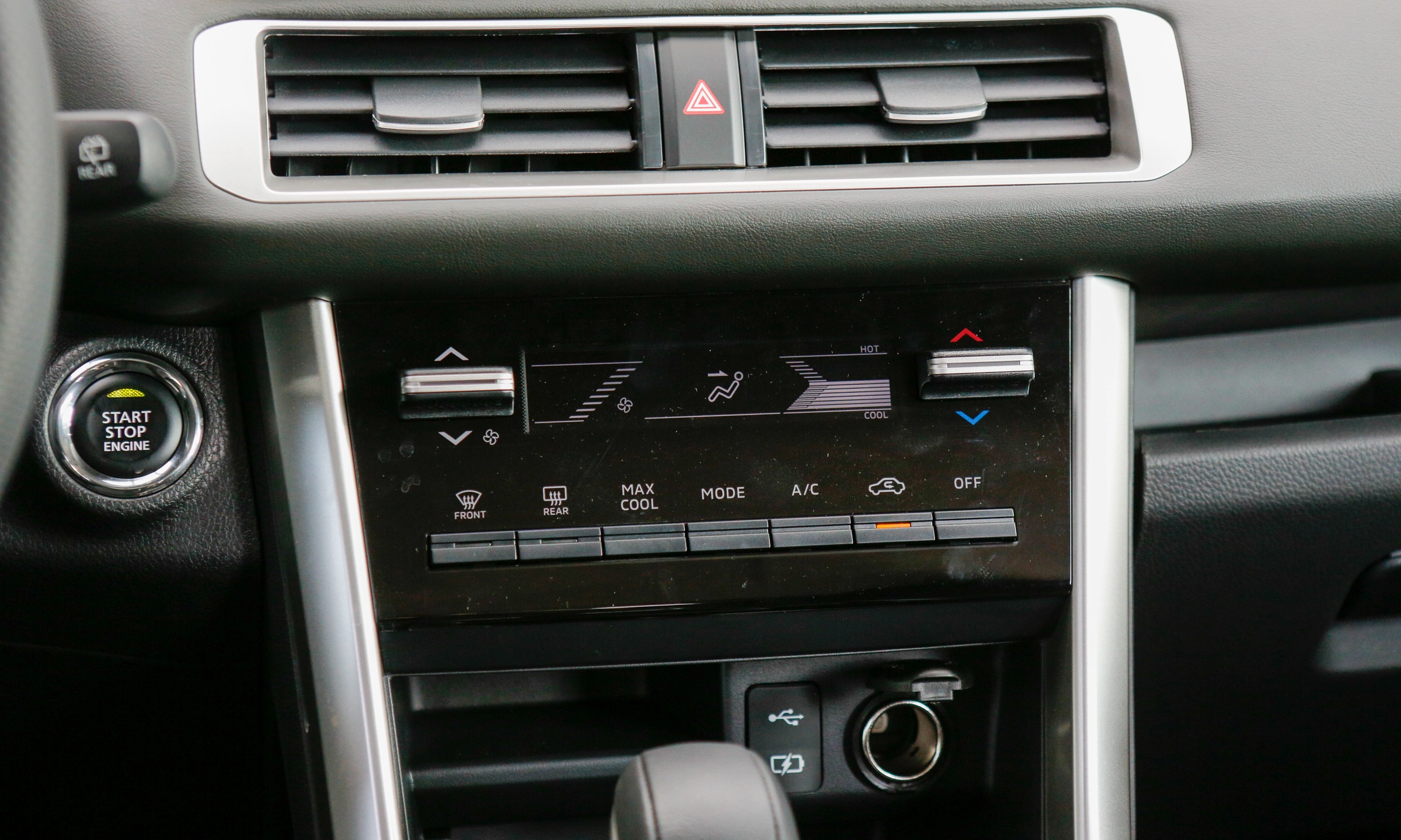 Mitsubishi Xpander 2026 14