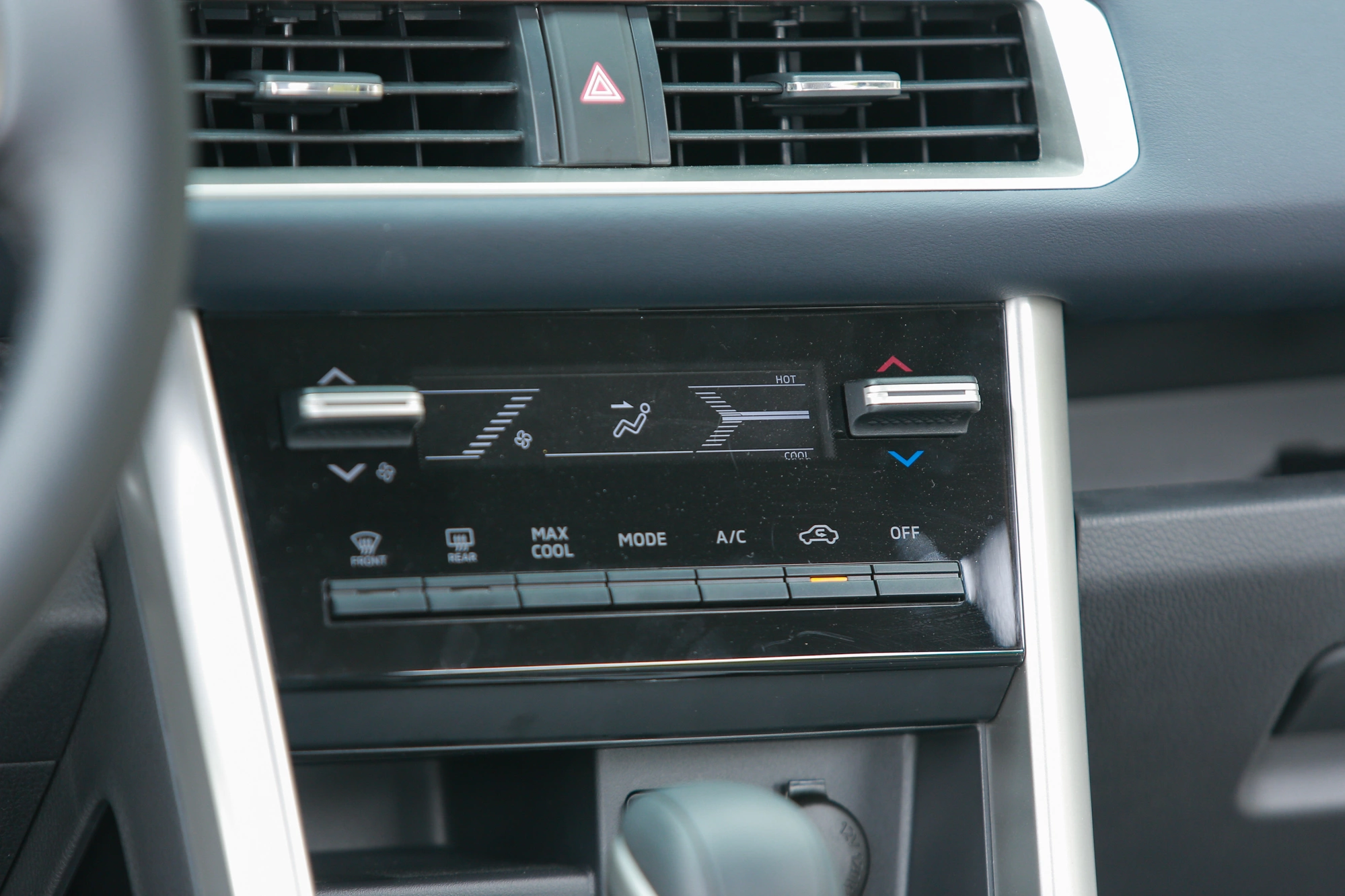 Mitsubishi Xpander 2026 17