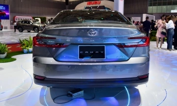 Toyota Camry 2026 18